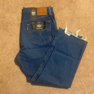 Levis 501 Cropped Straight Leg Denim